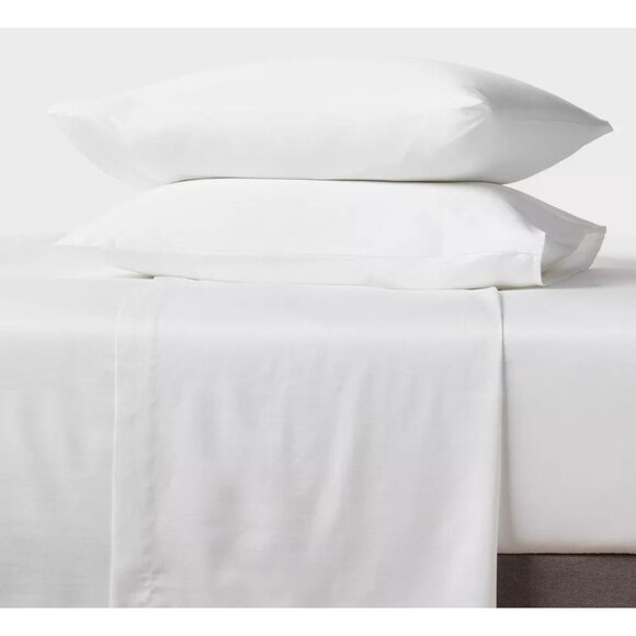 Room Essentials Easy Care Cotton Sateen King 4 Pc White Sheet & Pillowcase Set - Picture 2 of 8